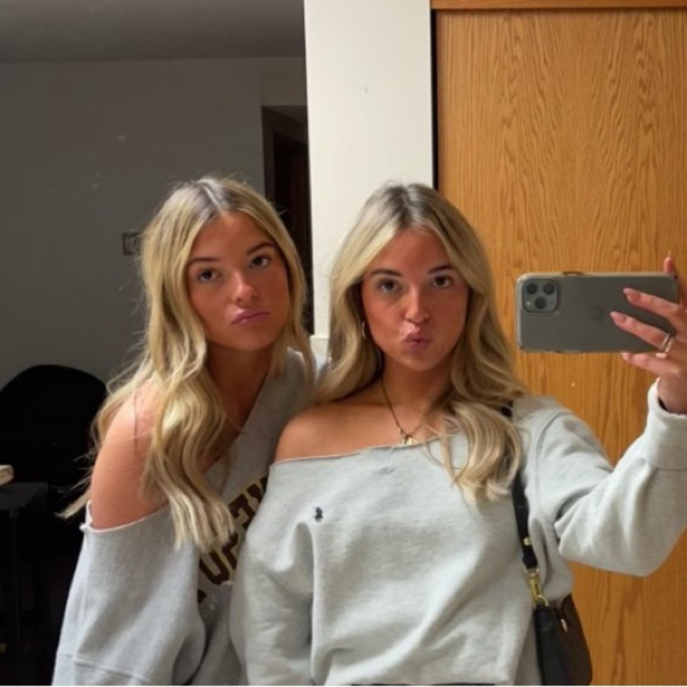 Meet your Posher, Ava